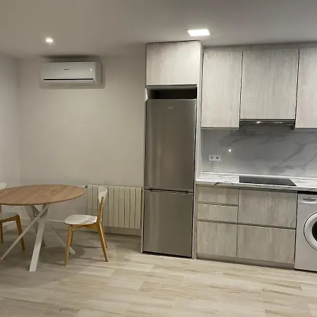 - Iberia Apartment *