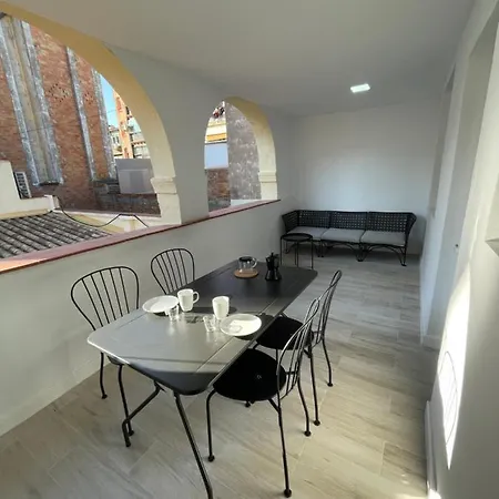 巴塞罗那公寓 - 伊比利亚 *